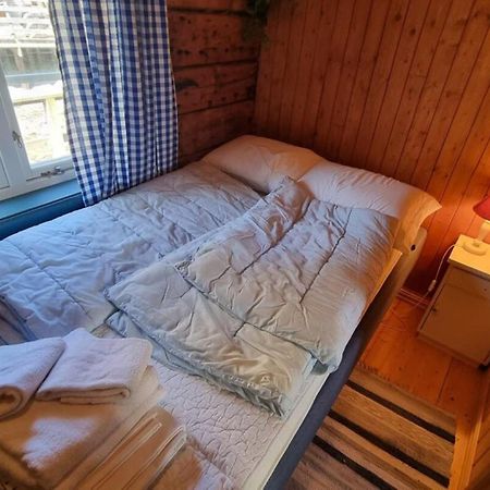 Koselig Rorbu Pa Tind Vila Sørvågen Exterior foto